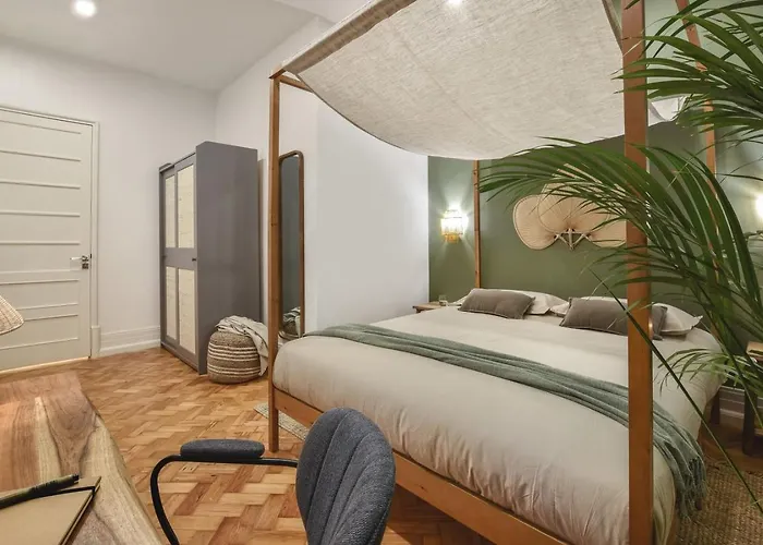 Nusa - 2 Bedrooms And Balcony In Santo Antonio Lissabon